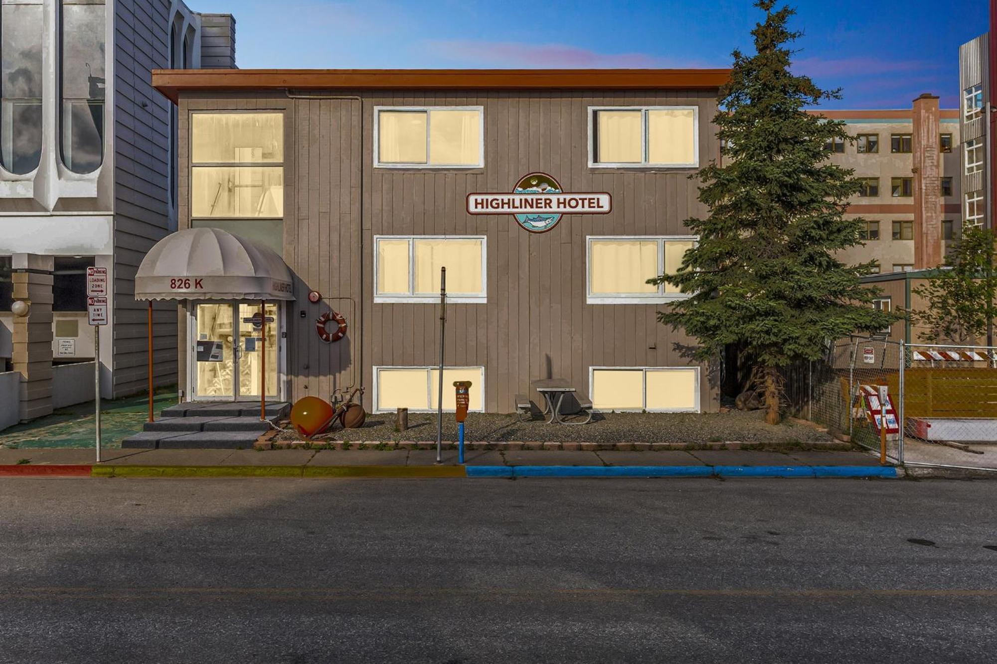 Highliner Hotel Anchorage Exterior photo